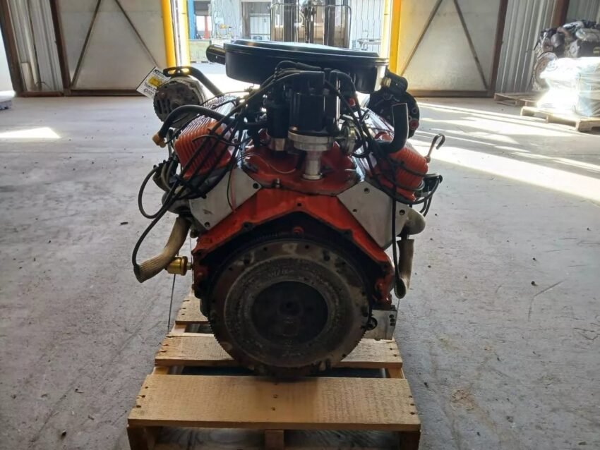 5.7L 4-Bolt Main Chevy 350 Engine Assembly with Performance Mods 92k Miles - Image 6